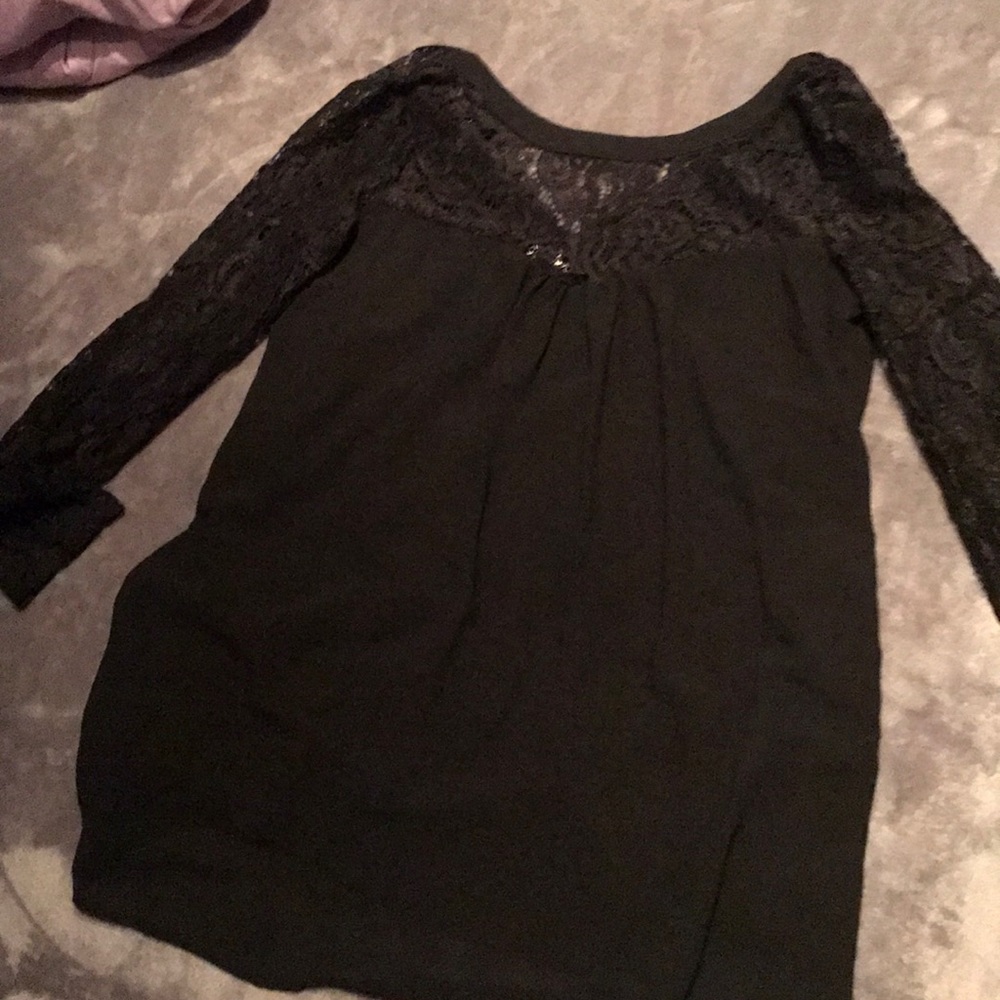 Black laced top